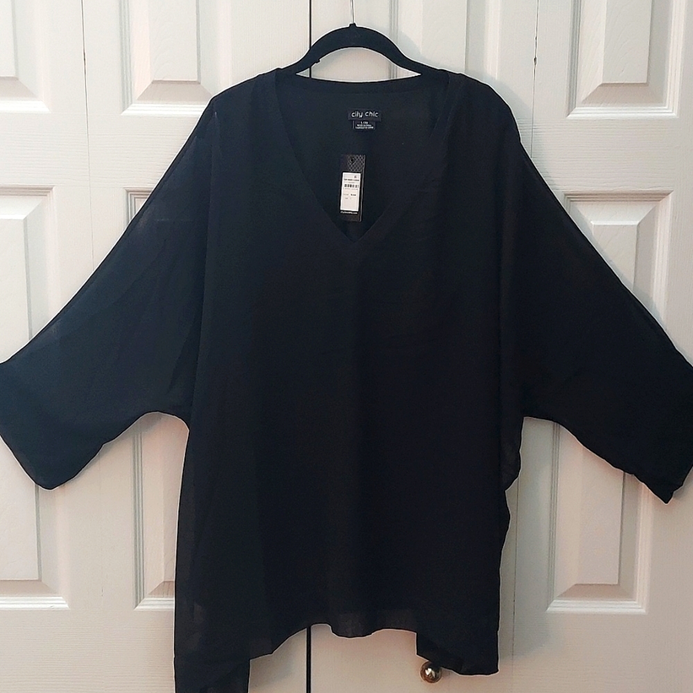 NWT City Chic Women's Top Large (size 20)